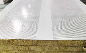 沖孔吸音夾芯板技術(shù)革新，助力建筑聲學(xué)品質(zhì)提升